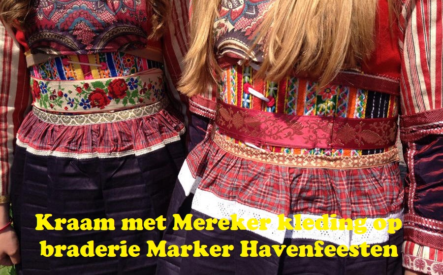 Kraam met Mereker kleding op braderie Marker Havenfeesten