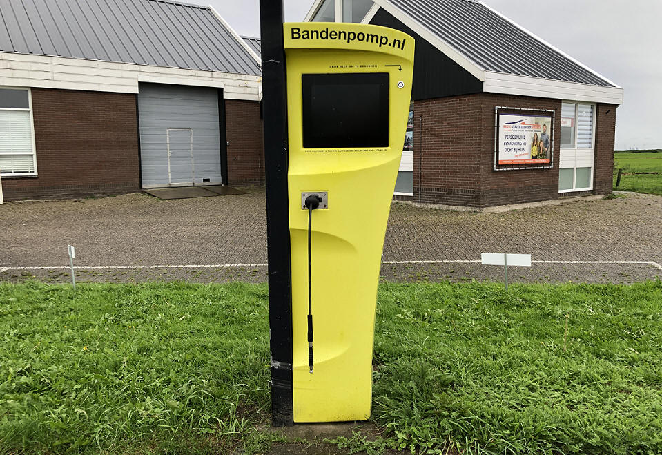 Is de bandenpomp op Marken nog wel nodig?