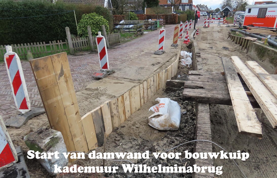 Start van damwand voor bouwkuip kademuur Wilhelminabrug