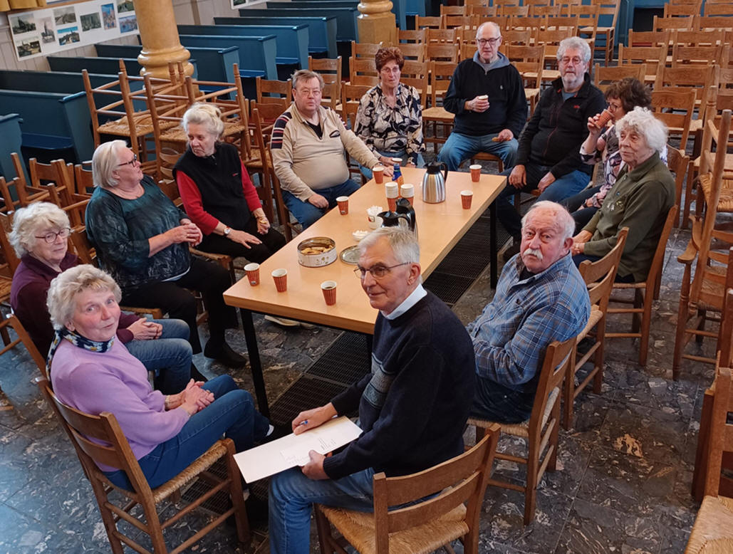 Koperwerk gepoetst in Grote Kerk