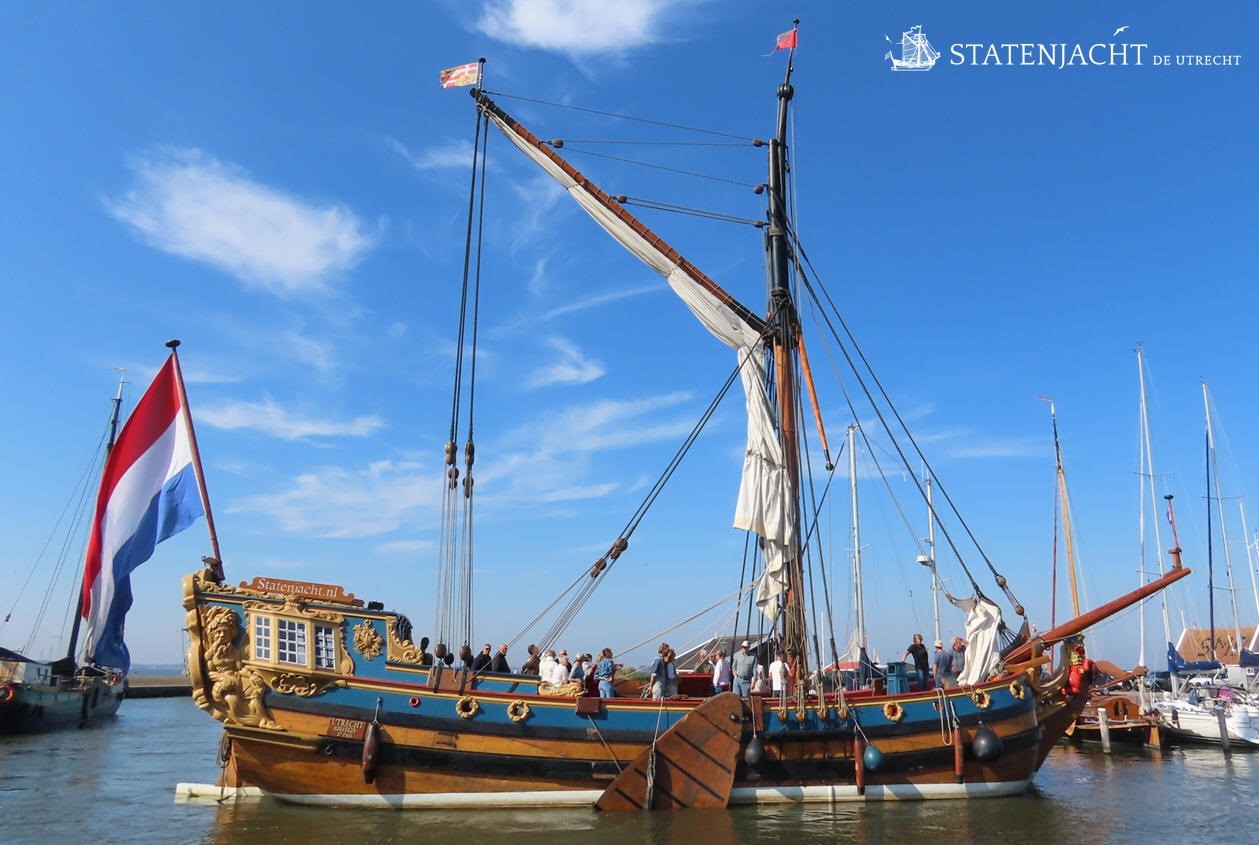 Statenjacht 'De Utrecht' in Marker haven