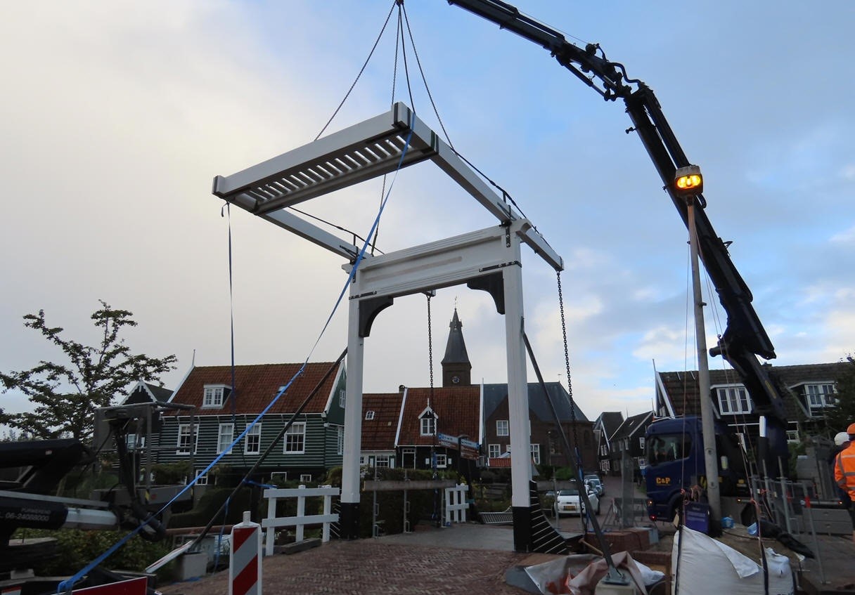 De nieuwe Wilhelminabrug