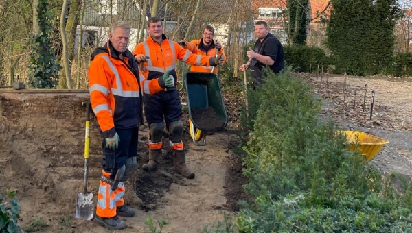 Eilandraad Marken dankt Groenvoorziening