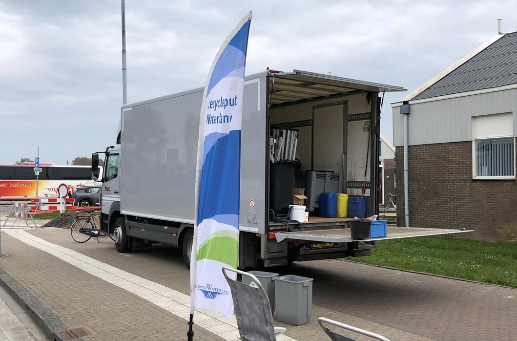 Mobiel Recyclepunt drukbezocht op Marken