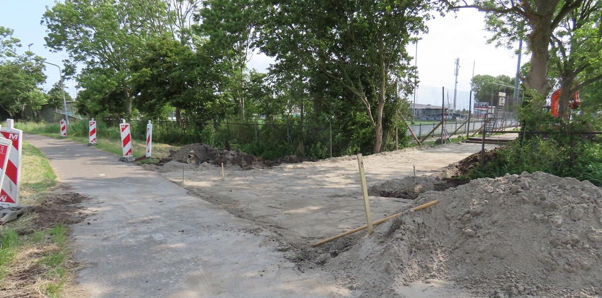 Nieuwe ingang voor fietsers/voetgangers naar S.V. Marken krijgt vorm