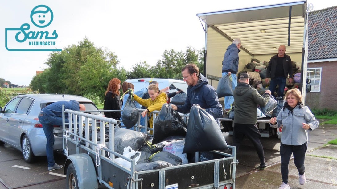 Kledinginzameling voor Mensen in Nood 2025