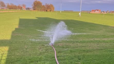 De palen staan, pomp staat aan. Laat de winter maar komen!