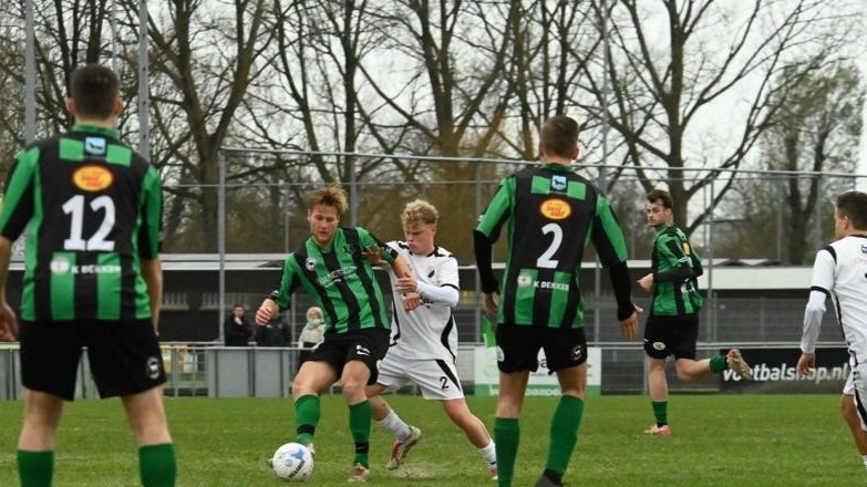 Karakteristieken : S.V. Vrone - S.V. Marken